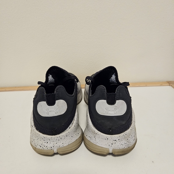 UA Curry 4 low - Picture 5 of 8